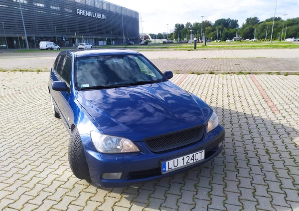 Lexus IS cena 18900 przebieg: 380000, rok produkcji 2004 z Lublin małe 631